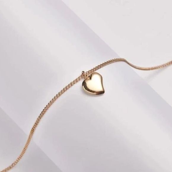 Minimalist Pendant Necklace - Heart Shape - Picture 2 of 2